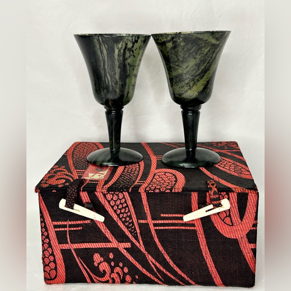 Chinese Jade Miniature Wine Glasses Goblets in Original Box Black/Green Unused